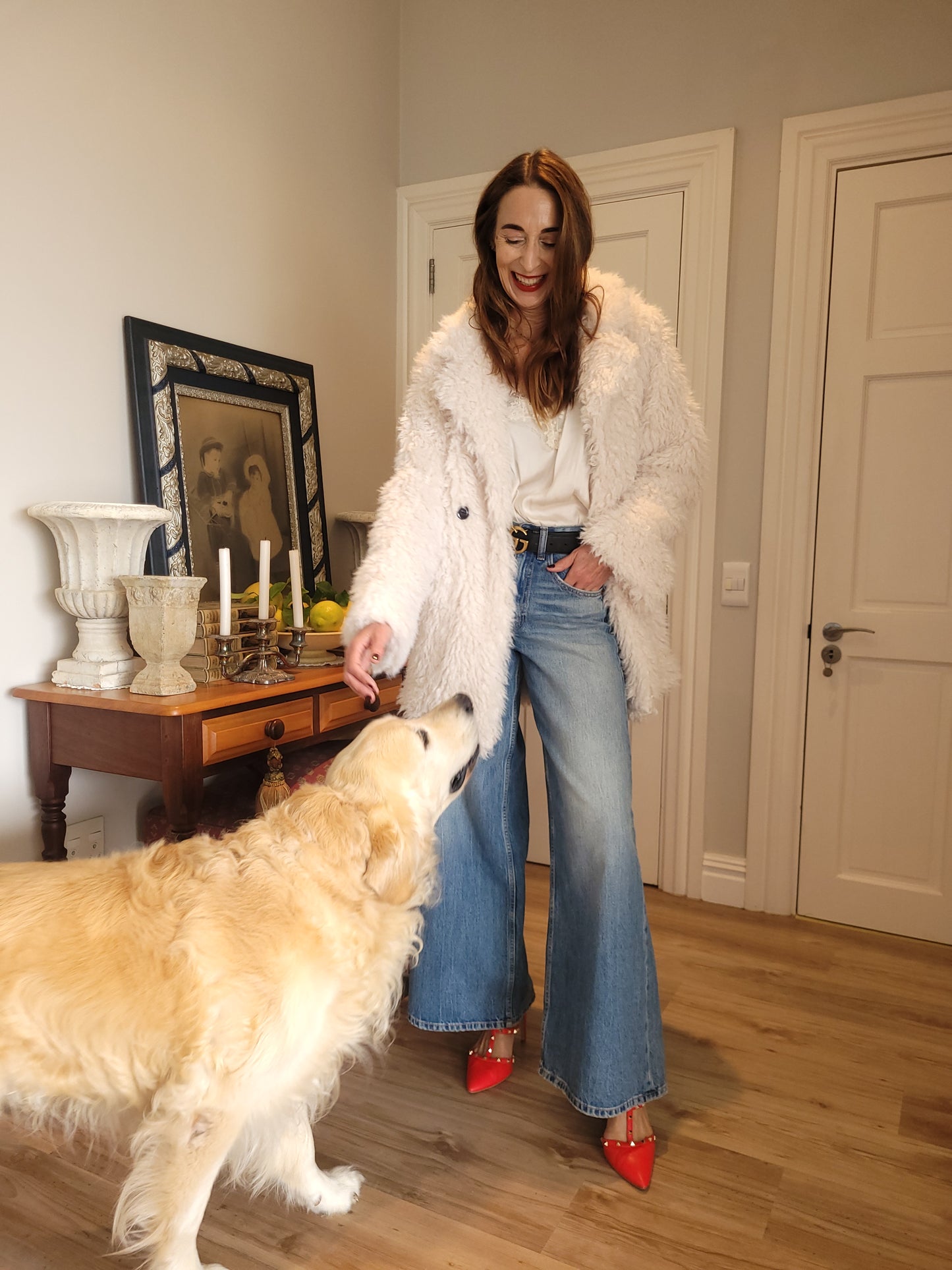 Faux fur jacket with side pockets.