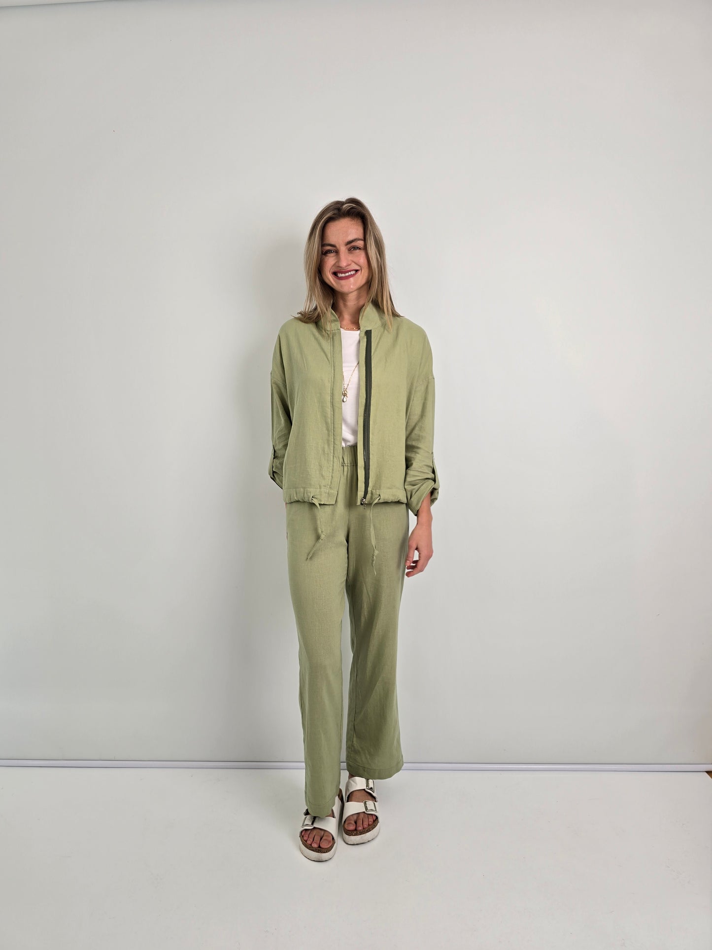 Remi styled zipper jacket