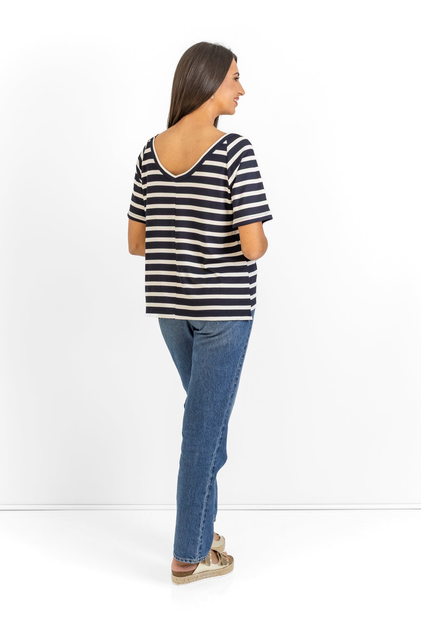 Ruth double v-neck tee with front slit