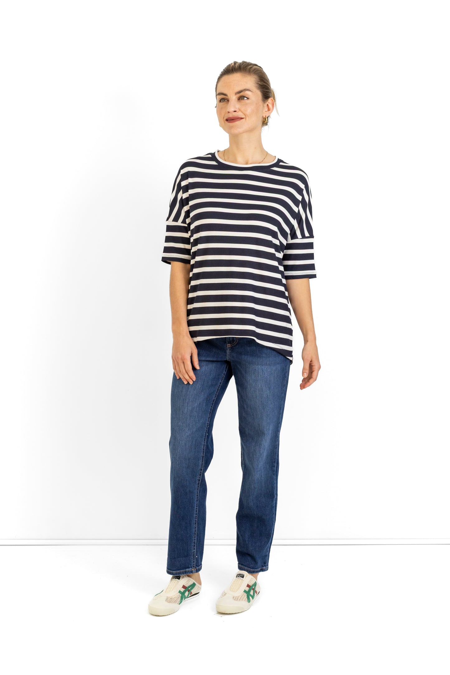 Chloe classic tee with back seam