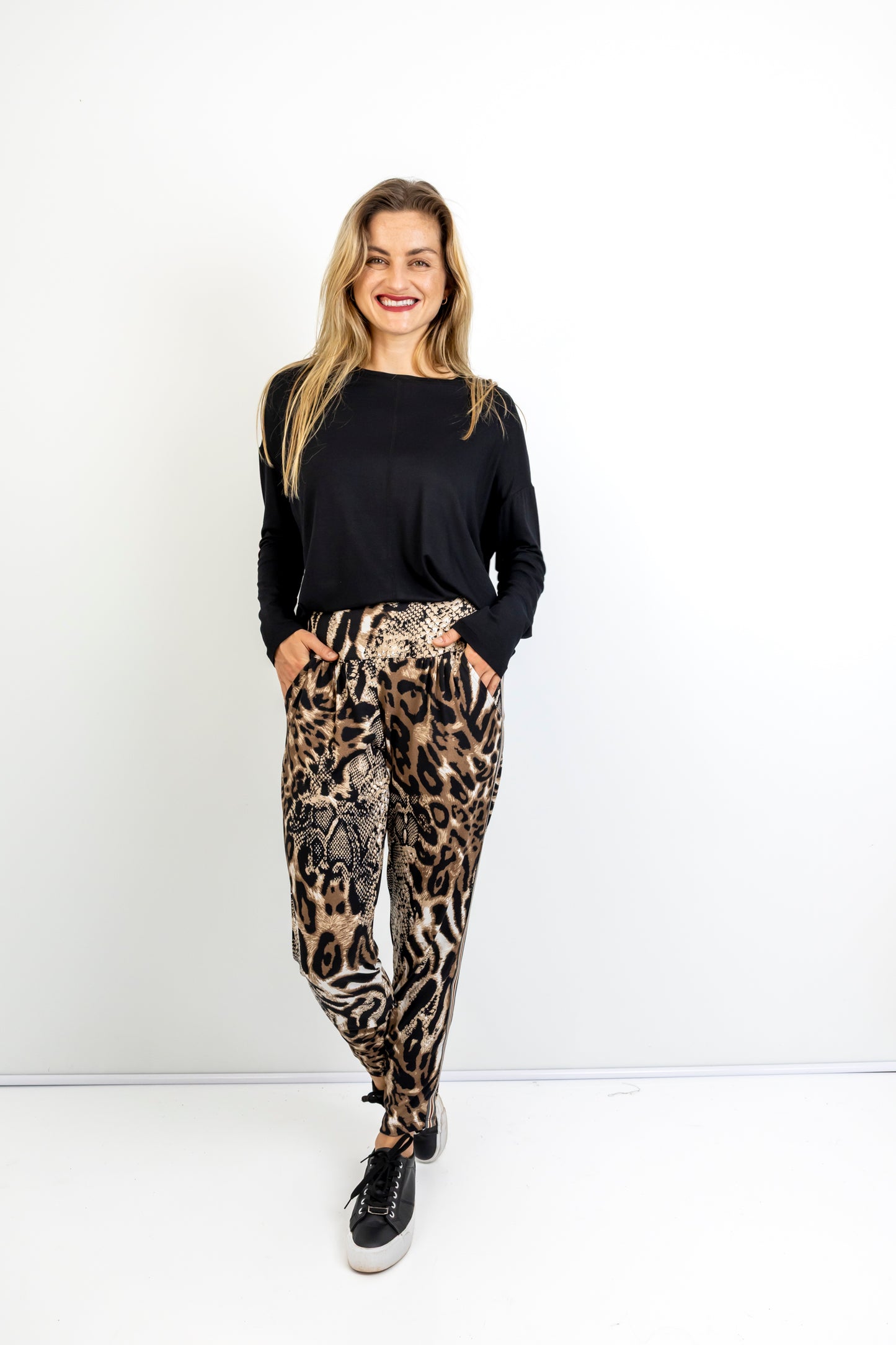 Roxanne classic pant, Warm handle with Petersham tape