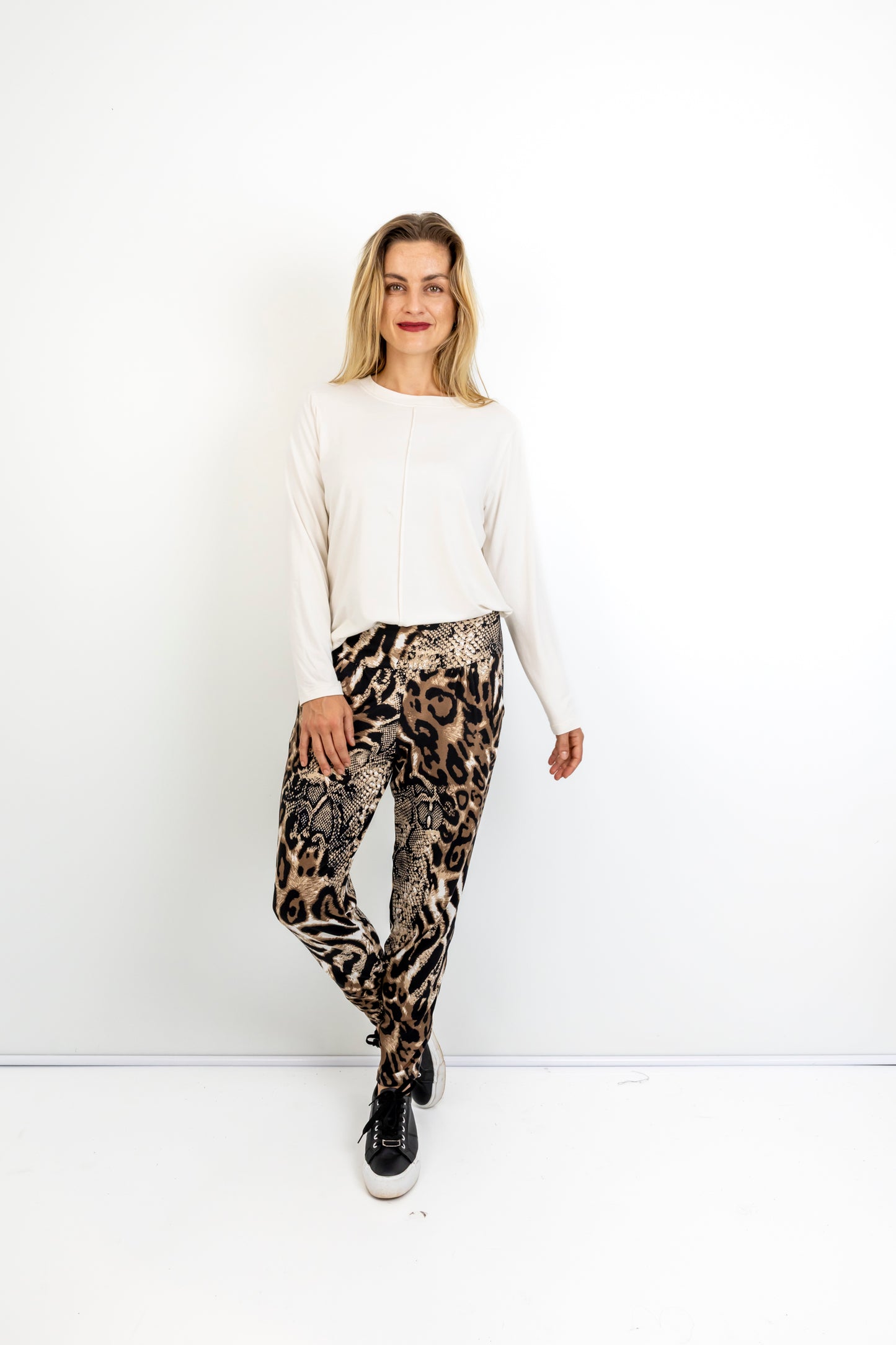 Roxanne classic pant, Warm handle with Petersham tape