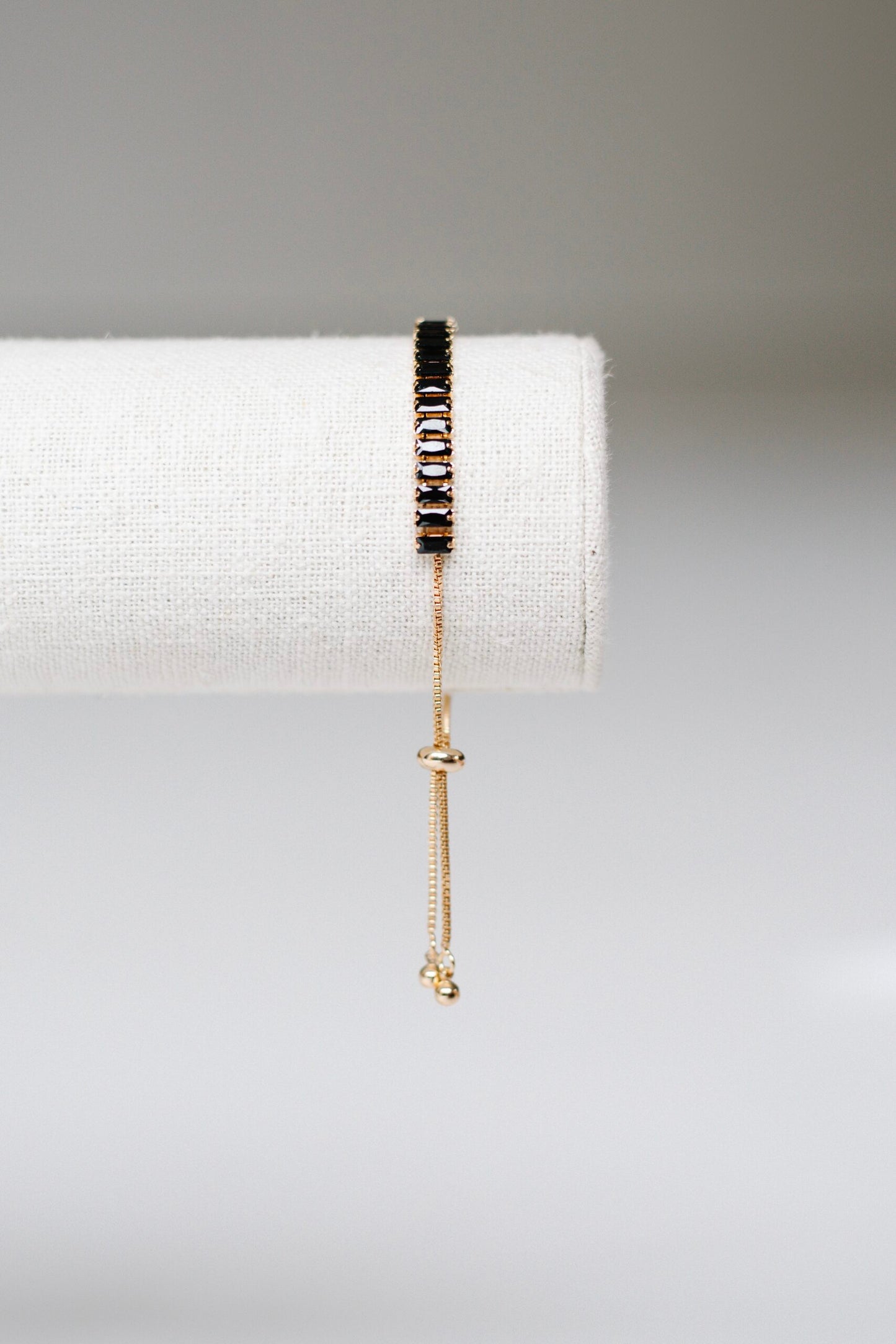 Tennis bracelet - black
