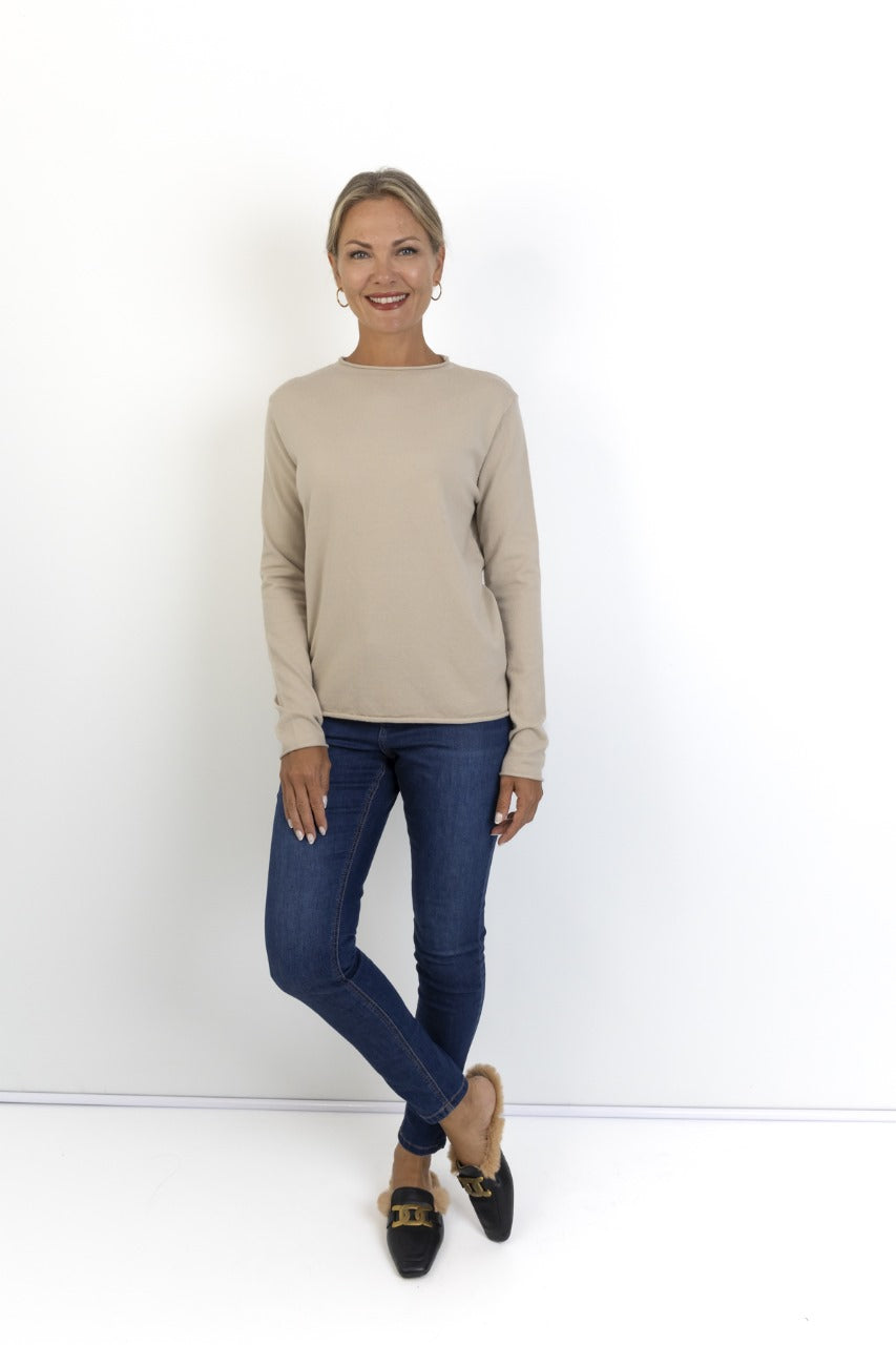 Milan classic funnel neck knit