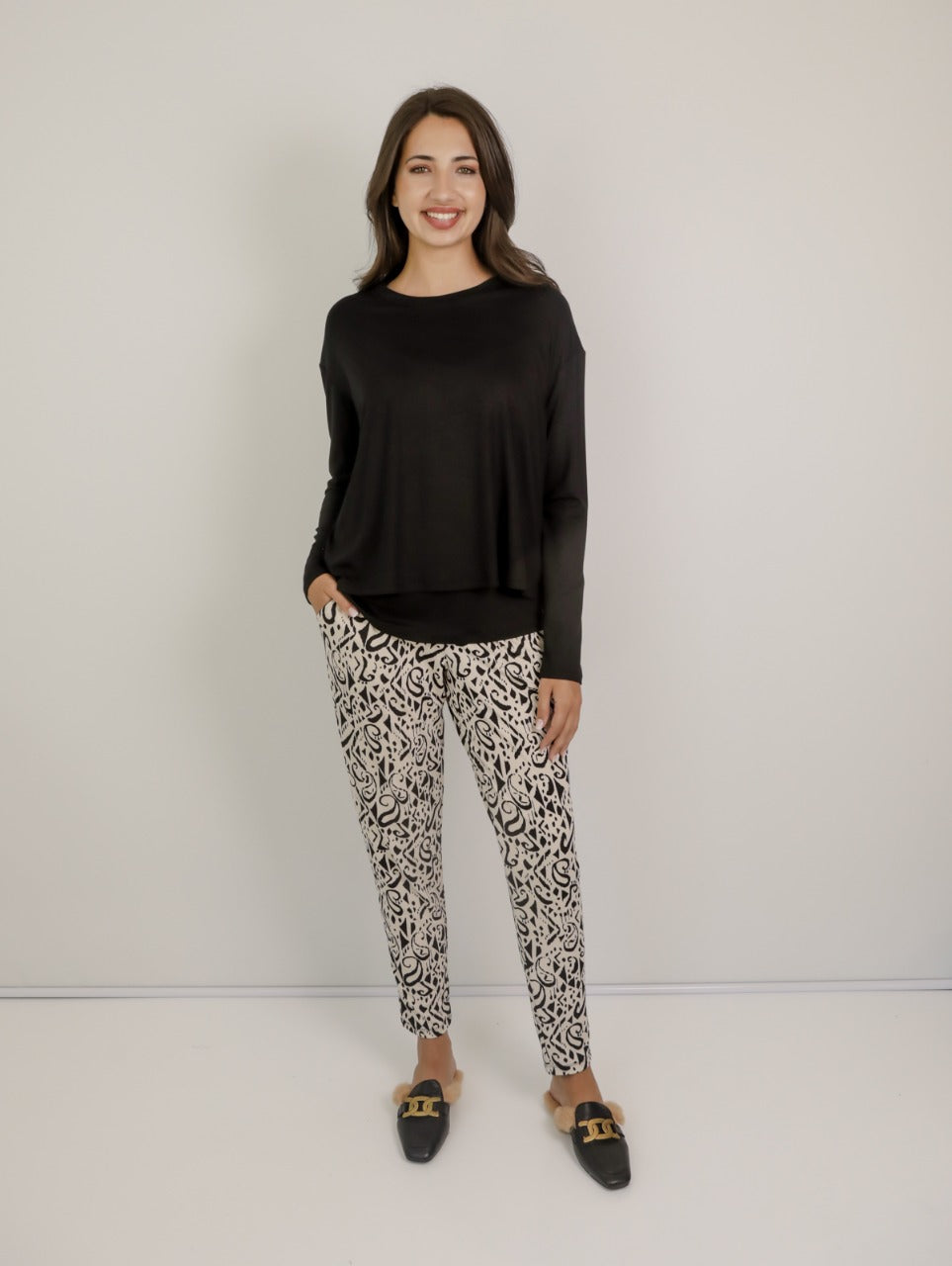 Cathy round neck top with built-in cami
