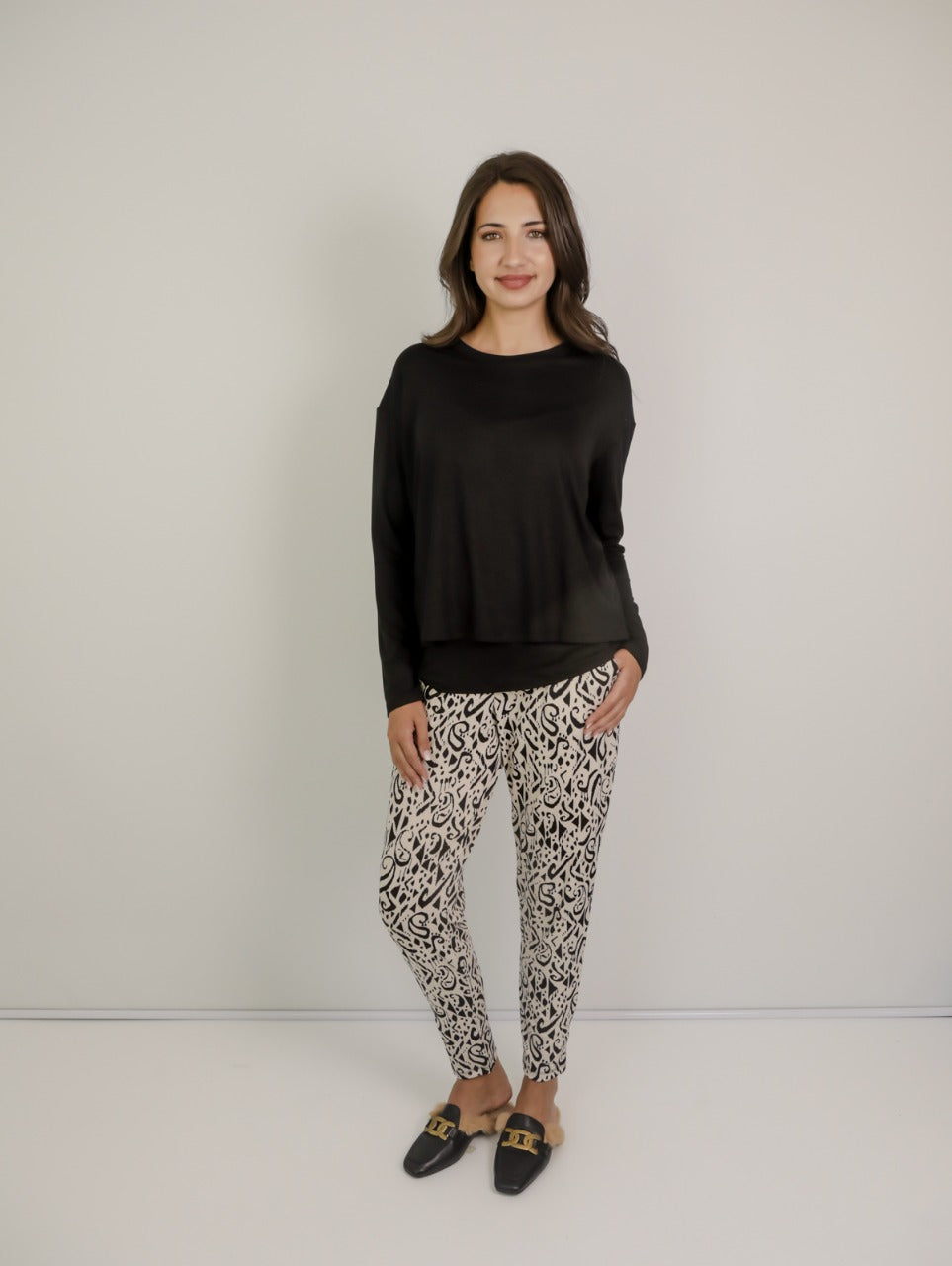 Cathy round neck top with built-in cami