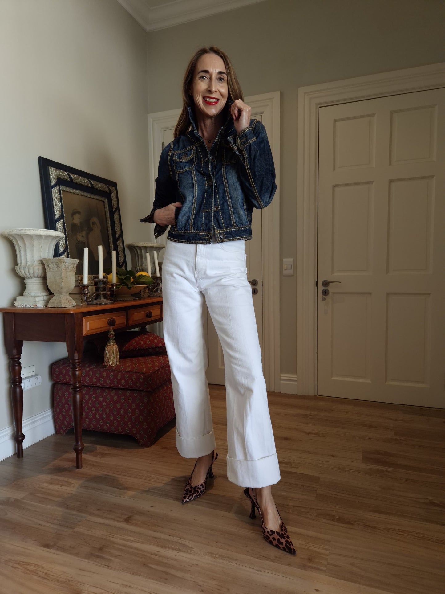 Denim jacket with pockets