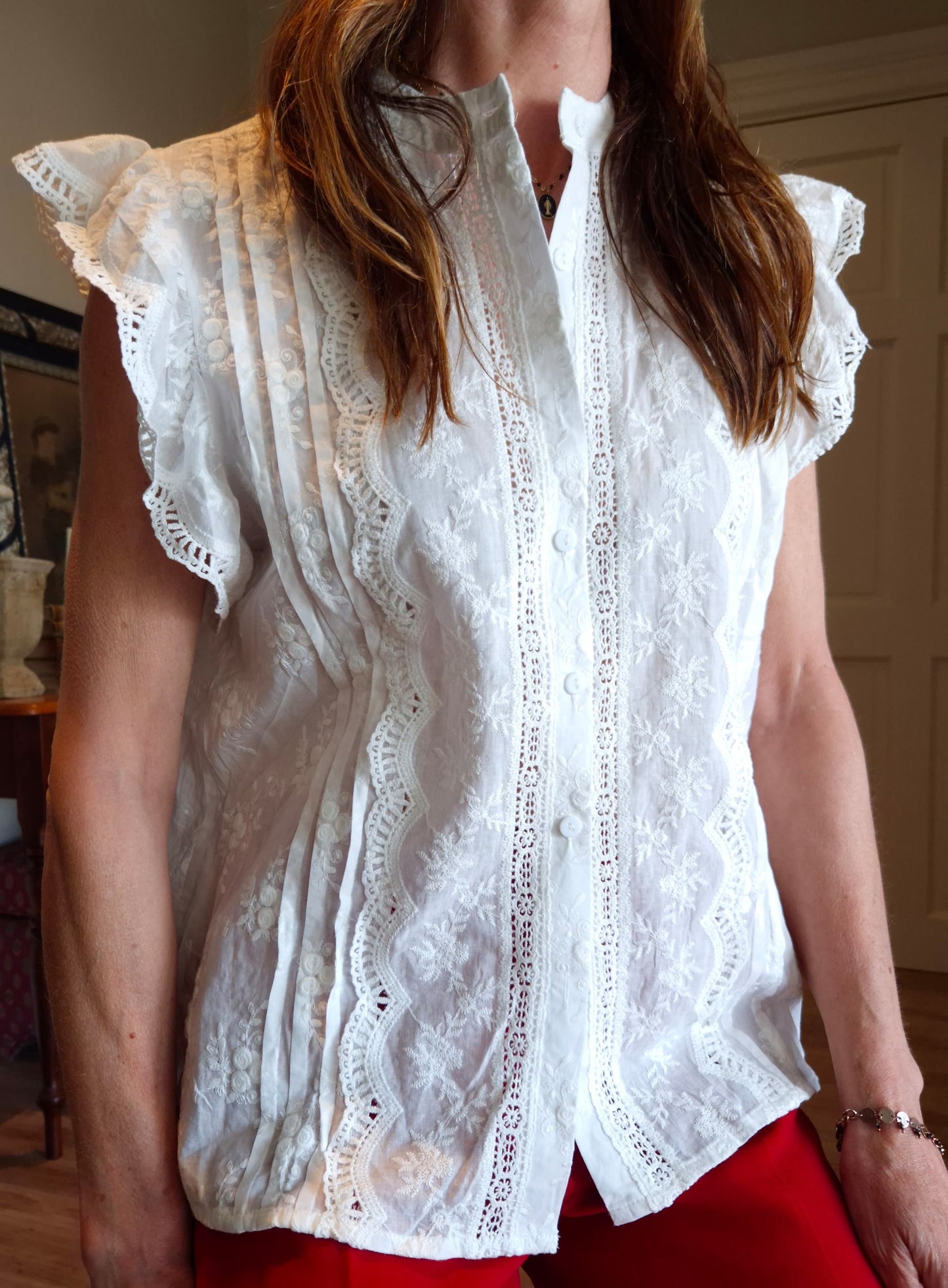 Cotton lace & embroidery detail sleeveless blouse