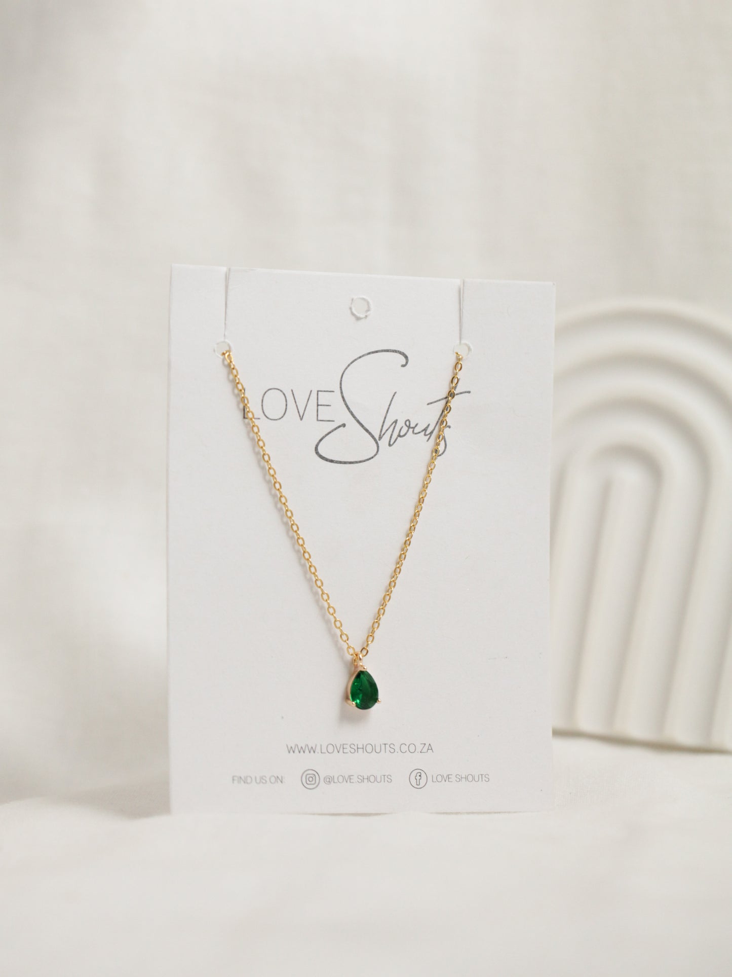 Teardrop Emerald pendant necklace