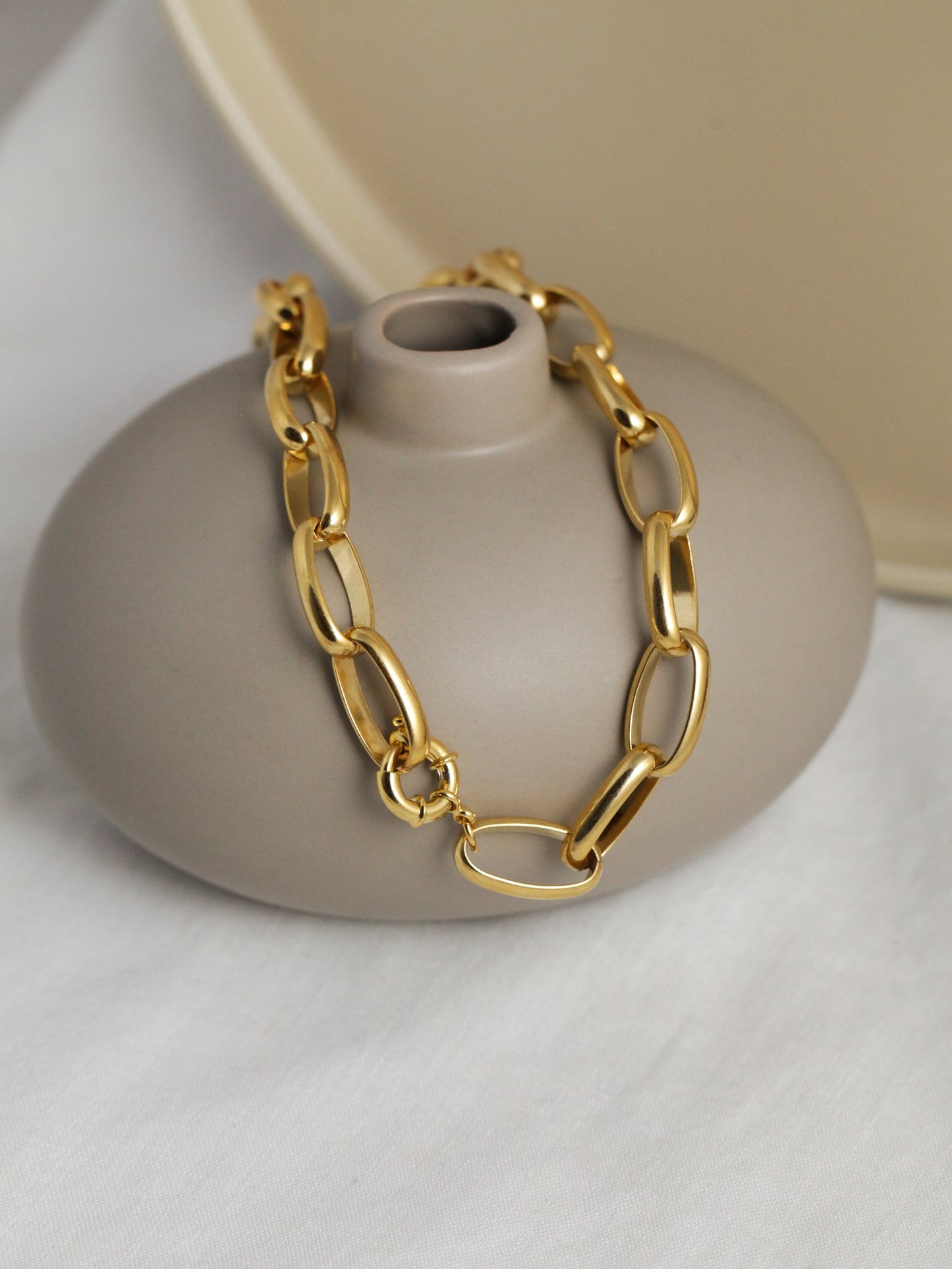 Large link chain necklace