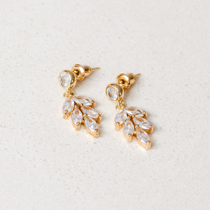 Diamante leaf drop