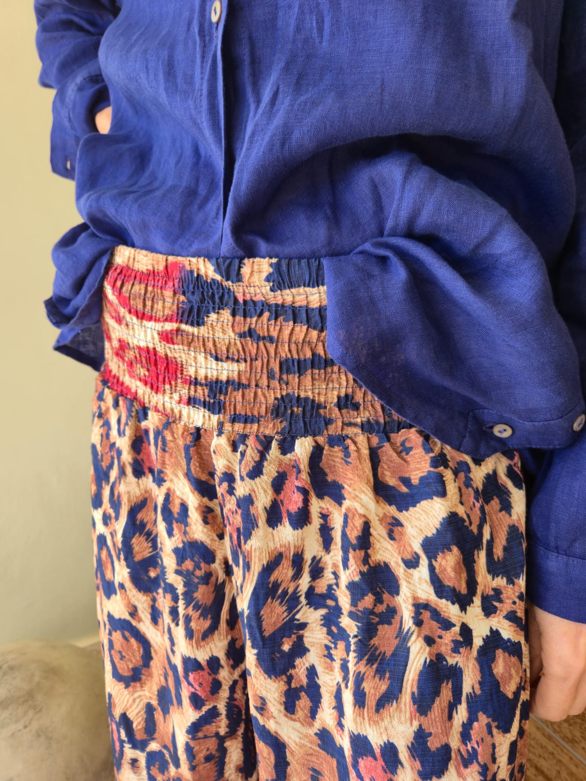 Wide legged leopard print pant