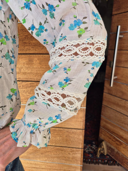 Small Floral Printed Blouse