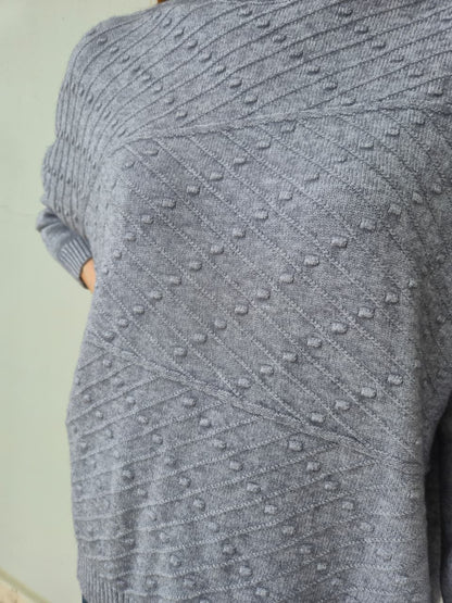 Detailed oversize knit.