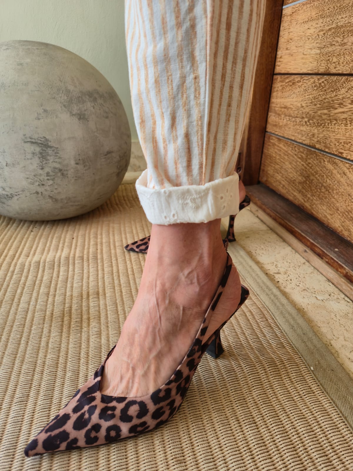 Stone on Cream Striped 3/4 Pant with Anglaise detail on cuff.