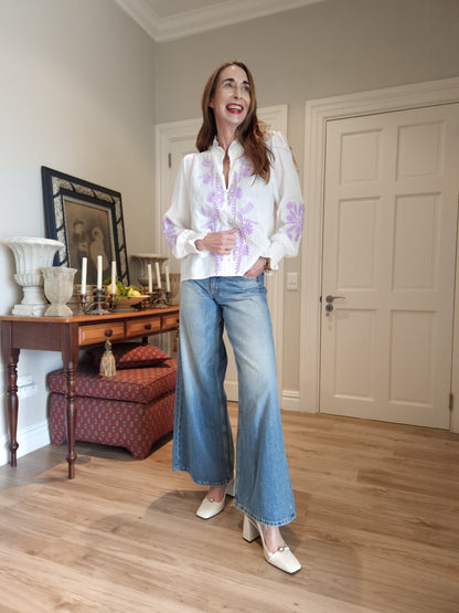 Embroidered blouse with elasticated cuff