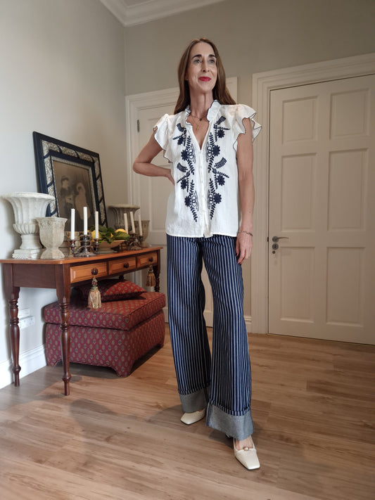 Blouse with embroidered detail
