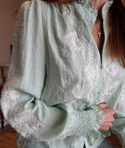 Embroidered blouse with elasticated cuff