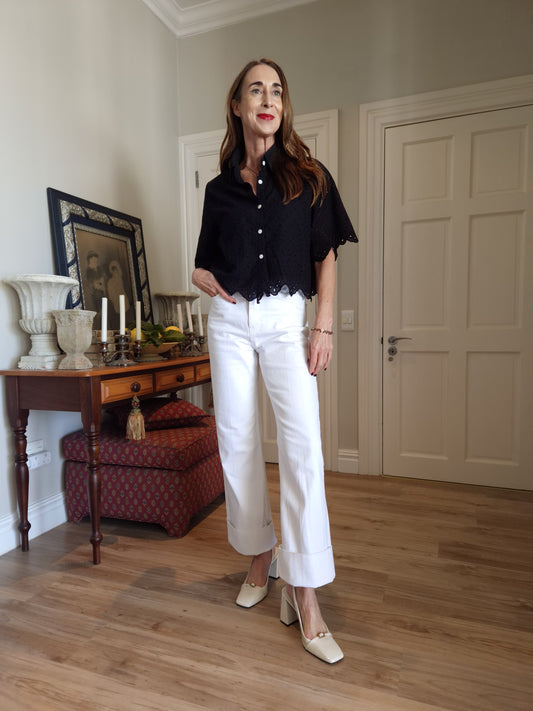 Black anglaise button shirt.