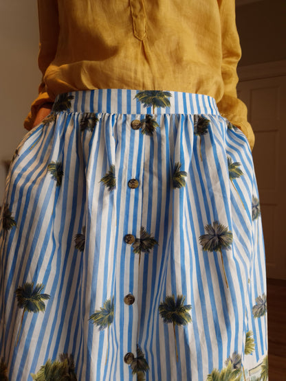Cotton skirt with elasticated waist and side pockets